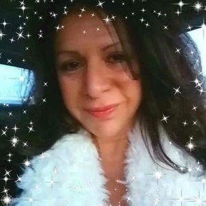 Meet your Posher, Pamela